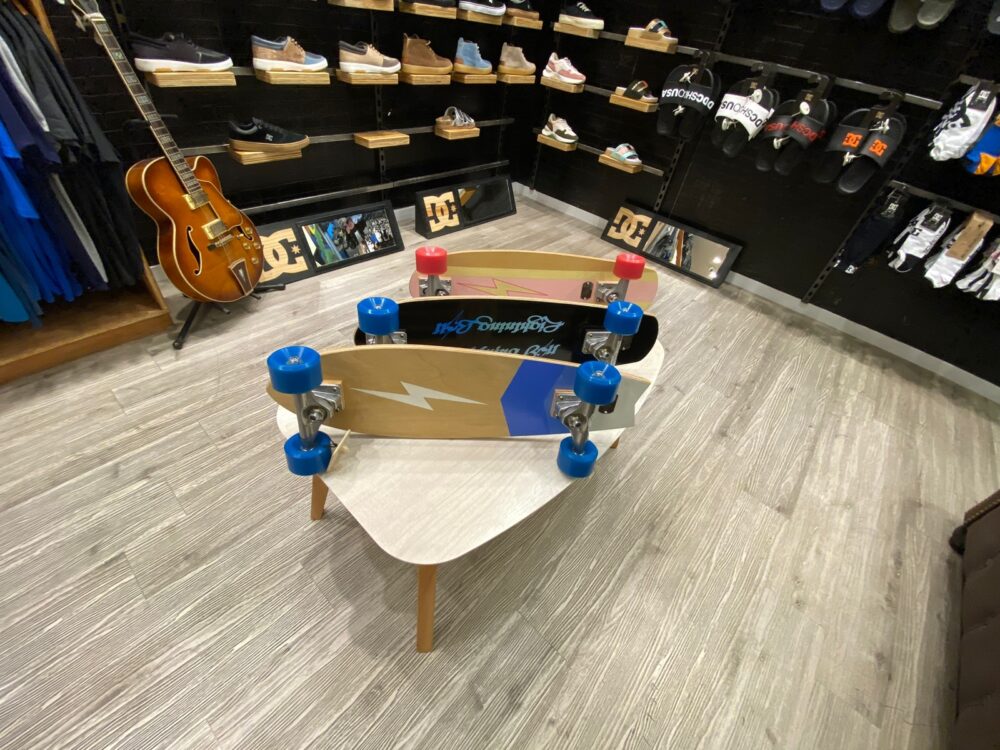 LIGHTNING BOLT surfskate - Modelo MALIBU. - Imagen 7